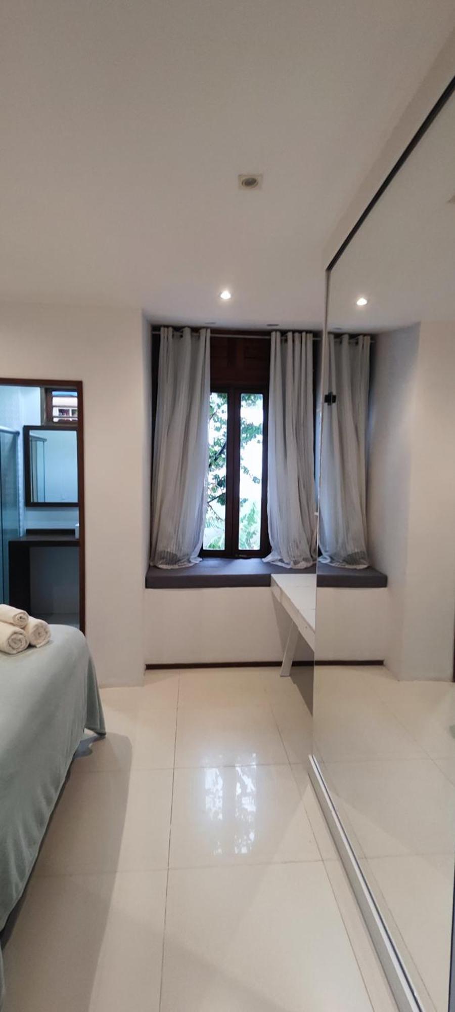 Apartment Manay Flats *
